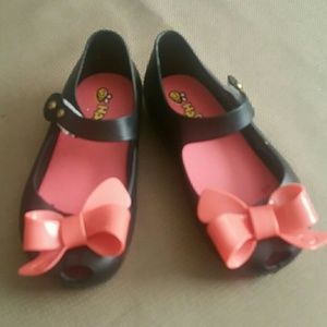 Happy shoes size 6c.